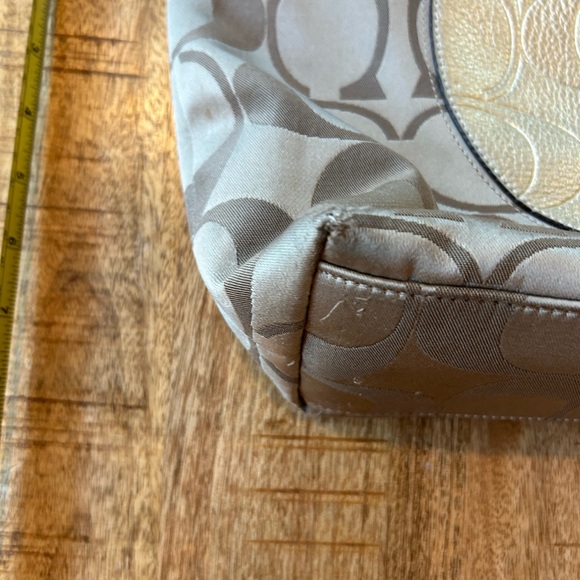 Coach shoulder bag - Picture 8 of 10